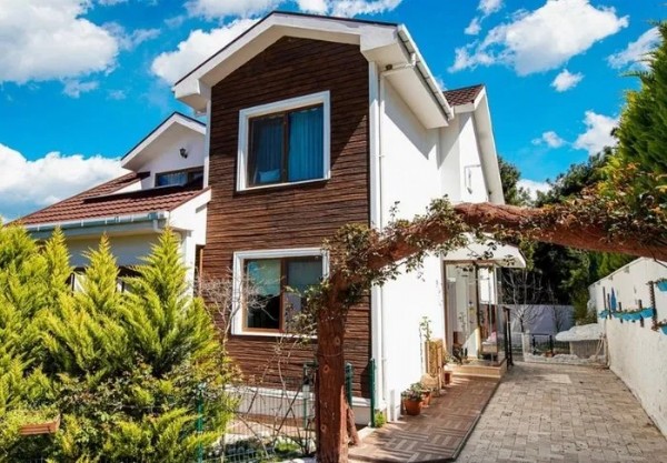 Çanakkale'deki yangında skandal! CHP'li müdür itfaiye aracını kendi yaşadığı siteye sevk etti